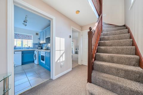 14 Bland Drive, Hawkinge, Folkestone, CT18 7PX