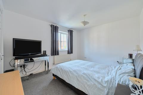 14 Bland Drive, Hawkinge, Folkestone, CT18 7PX
