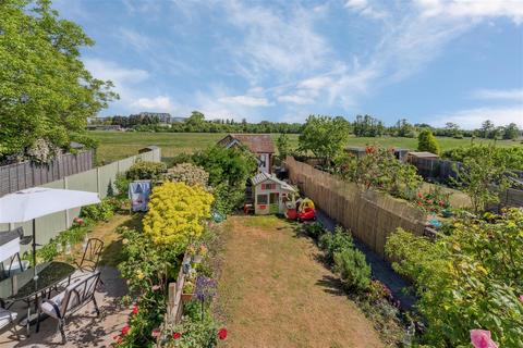 undefined, Newtown Road, New Denham