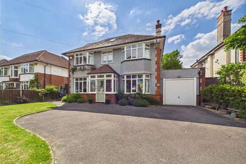 5 bedroom detached house for sale, Holdenhurst Avenue, Bournemouth, BH7