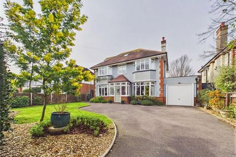 undefined, Holdenhurst Avenue, Bournemouth, BH7