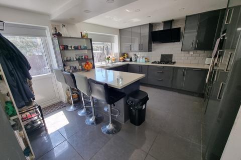 4 bedroom townhouse for sale, Ramson Close, Leicester, LE5