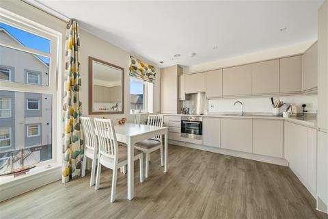 2 bedroom apartment for sale, Adams Close, Poole