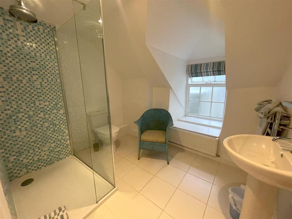 Ensuite.jpg