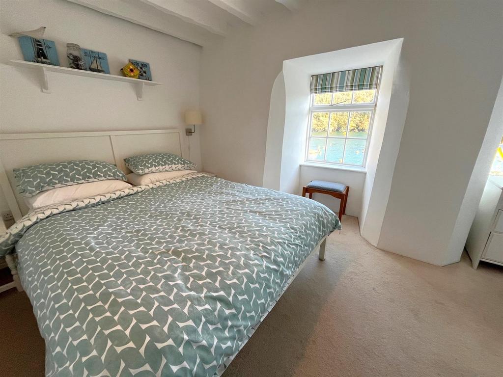 Bedroom.jpg