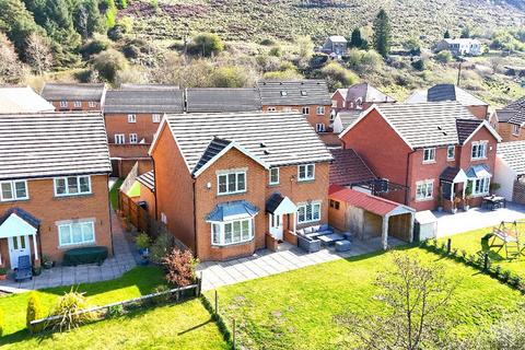17 Larch Lane, Tredegar, NP22 4FA