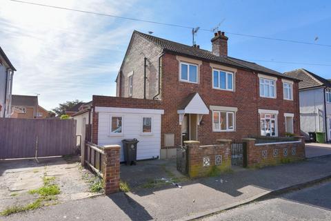 3 bedroom semi-detached house for sale, Victory Road, Clacton-On-Sea, CO15