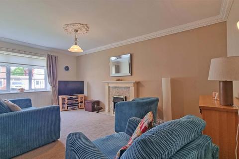 2 bedroom retirement property for sale, Silver Street, Wythall