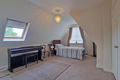 2 bedroom retirement property for sale, Silver Street, Wythall