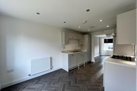 4 bedroom semi-detached house to rent, Elderberry Close, Wynyard
