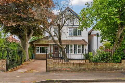 undefined, Jersey Road,  Isleworth,  TW7