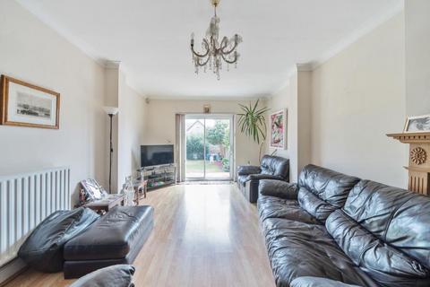 undefined, Jersey Road,  Isleworth,  TW7
