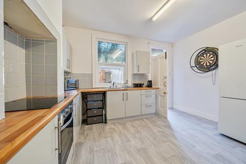 57 Compton Road, Cradley Heath, B64 5BB
