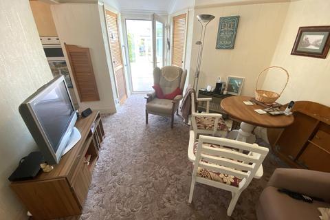 2 bedroom detached bungalow for sale, Pine Avenue, Poole BH12