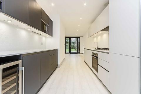 3 Indigo Square, Surbiton, KT6 5BG