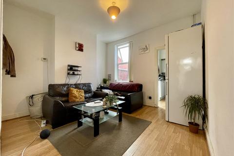 2 bedroom terraced house to rent, Monks Road, Stoke, Coventry