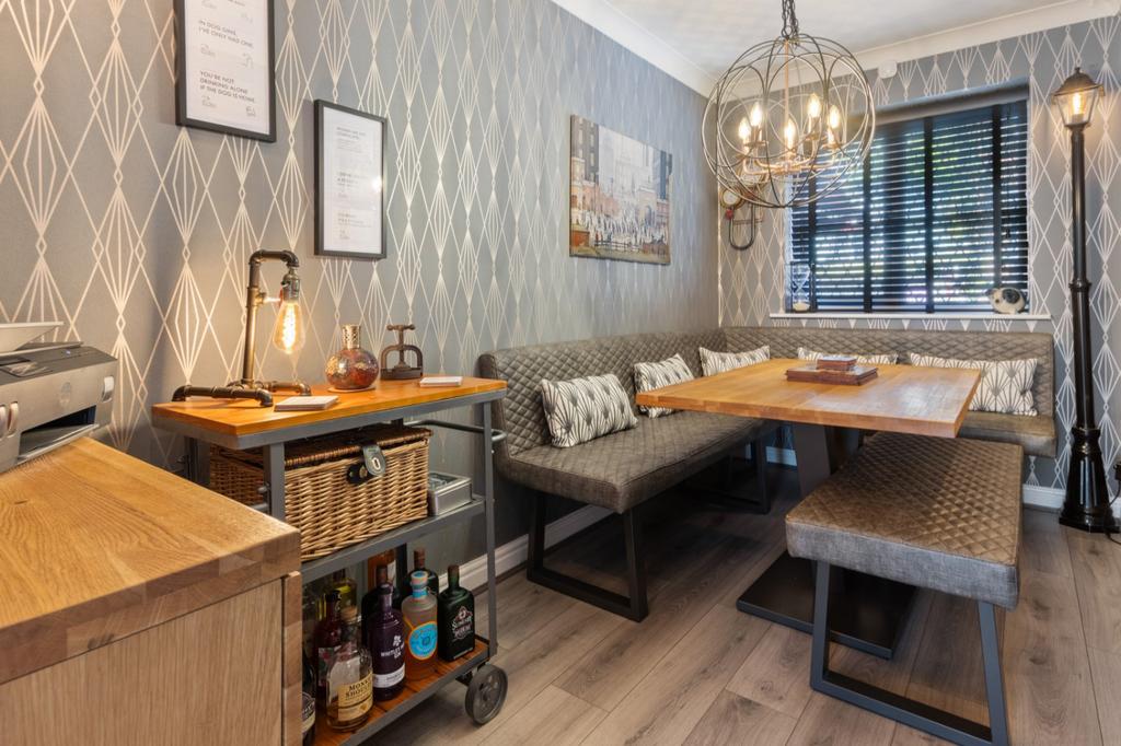 Dining Room/Bedroom