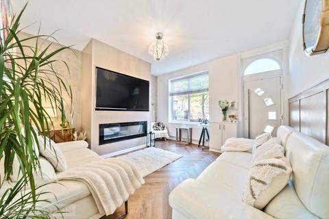 5 French Avenue, Oldham, OL1 4HH