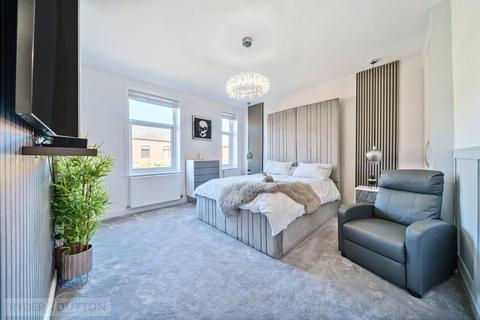 5 French Avenue, Oldham, OL1 4HH