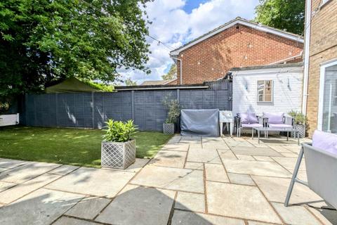 undefined, Oak Tree Road, Bordon GU35