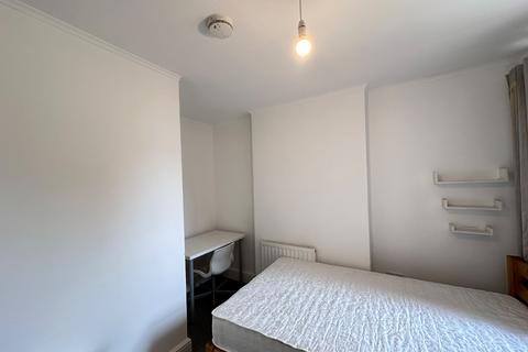 11 Albert Road, Canterbury, CT1 1UJ