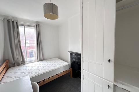 11 Albert Road, Canterbury, CT1 1UJ