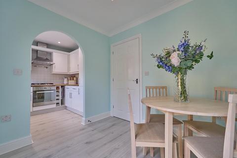 4 bedroom semi-detached house for sale, Applebees Walk, Hinckley