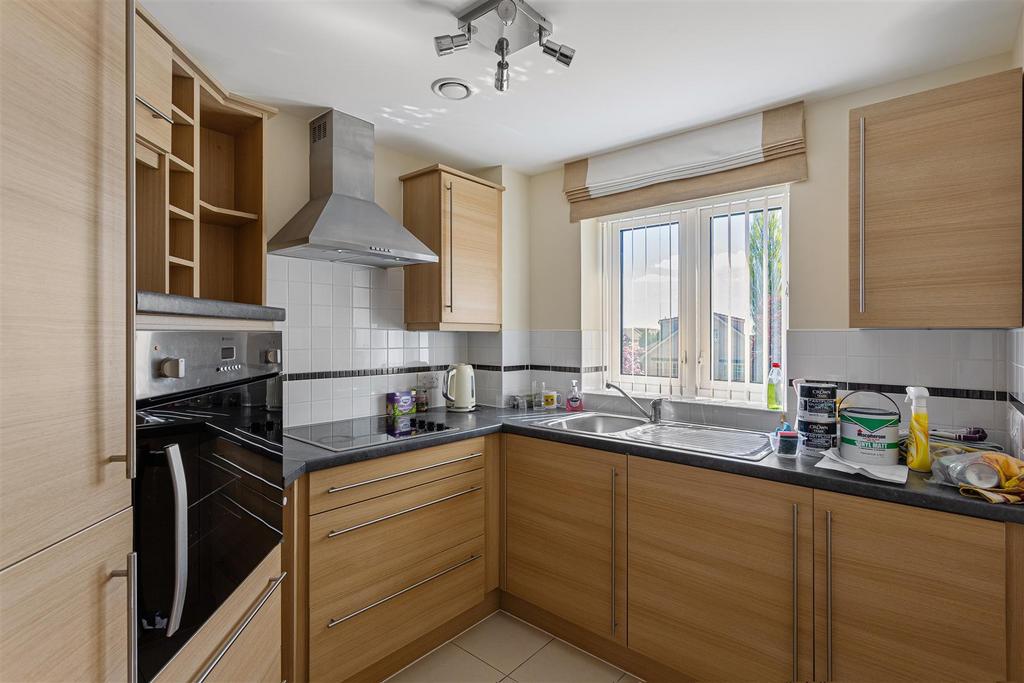 Flat 19 Smithson Court 34.jpg