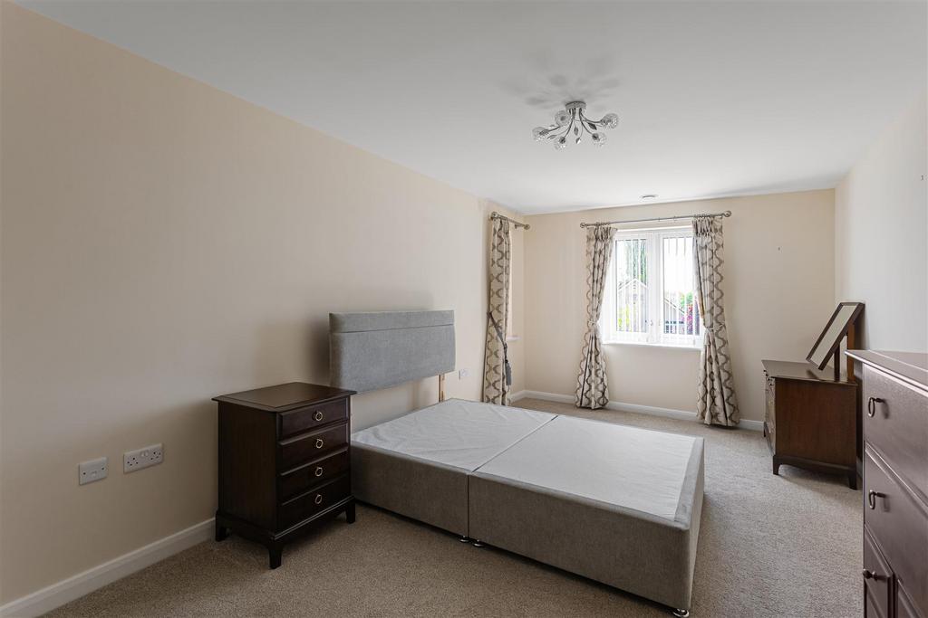 Flat 19 Smithson Court 1.jpg