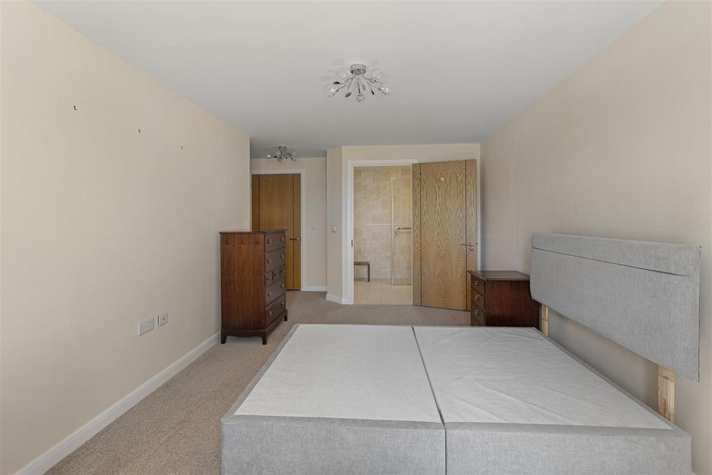 Flat 19 Smithson Court 7.jpg