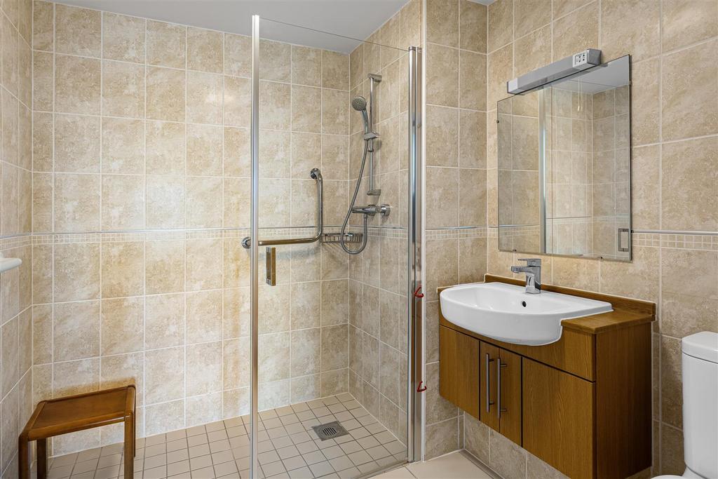 Flat 19 Smithson Court 10.jpg