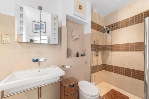 95d Lennard Road, Beckenham, BR3 1QS