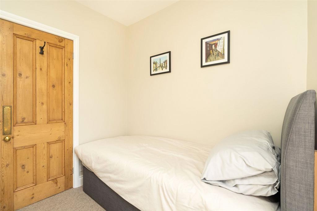 Single Bedroom