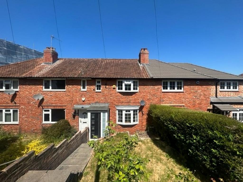 Beechen Lane, Lower Kingswood, KT20 2 bed cottage to rent - £2,000 pcm ...