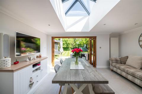Oakfield Hall Axes Lane, Redhill, RH1 5QL