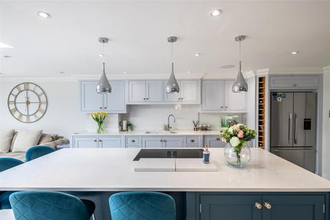 Oakfield Hall Axes Lane, Redhill, RH1 5QL
