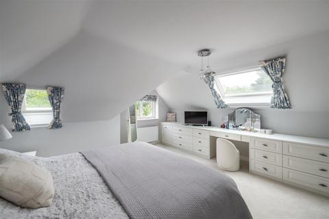 Oakfield Hall Axes Lane, Redhill, RH1 5QL