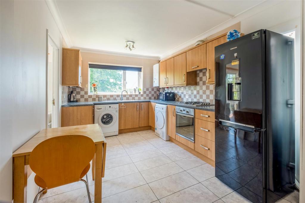 Staplefield Drive-10.jpg
