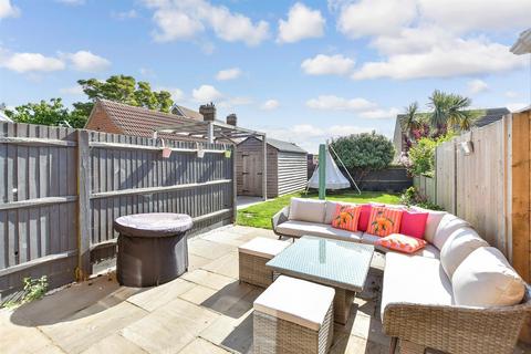 2 bedroom semi-detached house for sale, Becket Close, Deal CT14
