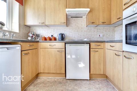 2 bedroom flat for sale, Alder Court Union Lane, Cambridge