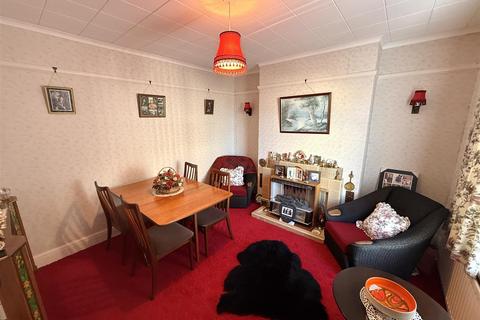 3 bedroom house for sale, Llanybydder
