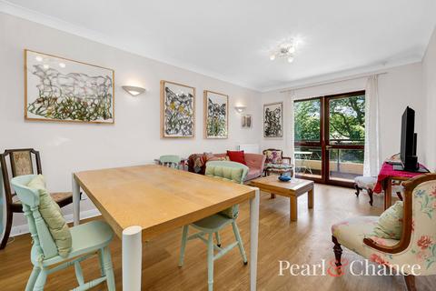 2 bedroom apartment for sale, Heathside, Finchley Road, NW11