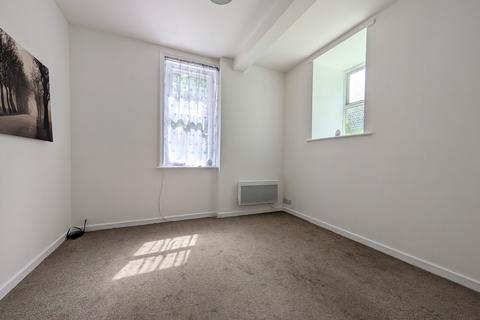 2 bedroom apartment to rent, Main Street, Haworth, Keighley, BD22