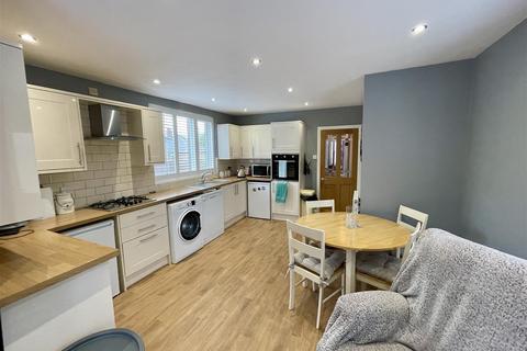 9 Prior Dene, Darlington, DL3 9EW