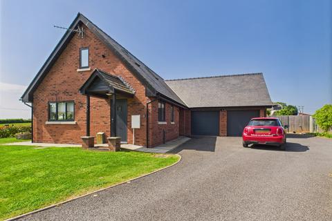 3 bedroom detached house to rent, Munstone HR1