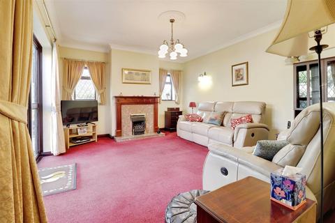 2 bedroom detached bungalow for sale, Well Lane, Alsager