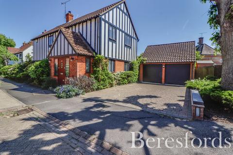 4 bedroom detached house for sale, Gate Lodge Square, Basildon, SS15