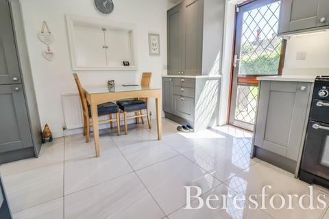 4 bedroom detached house for sale, Gate Lodge Square, Basildon, SS15