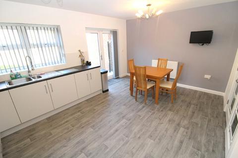 4 bedroom detached house for sale, Village Court, Cudworth, Barnsley