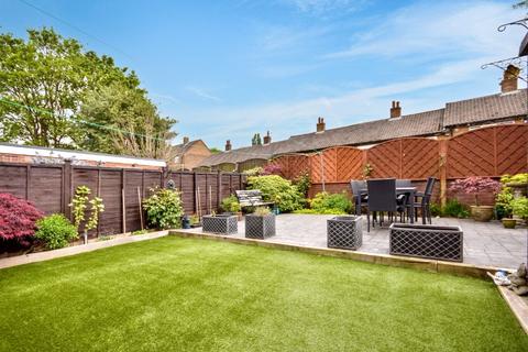 3 bedroom semi-detached house for sale, Chidswell Lane, Dewsbury, West Yorkshire